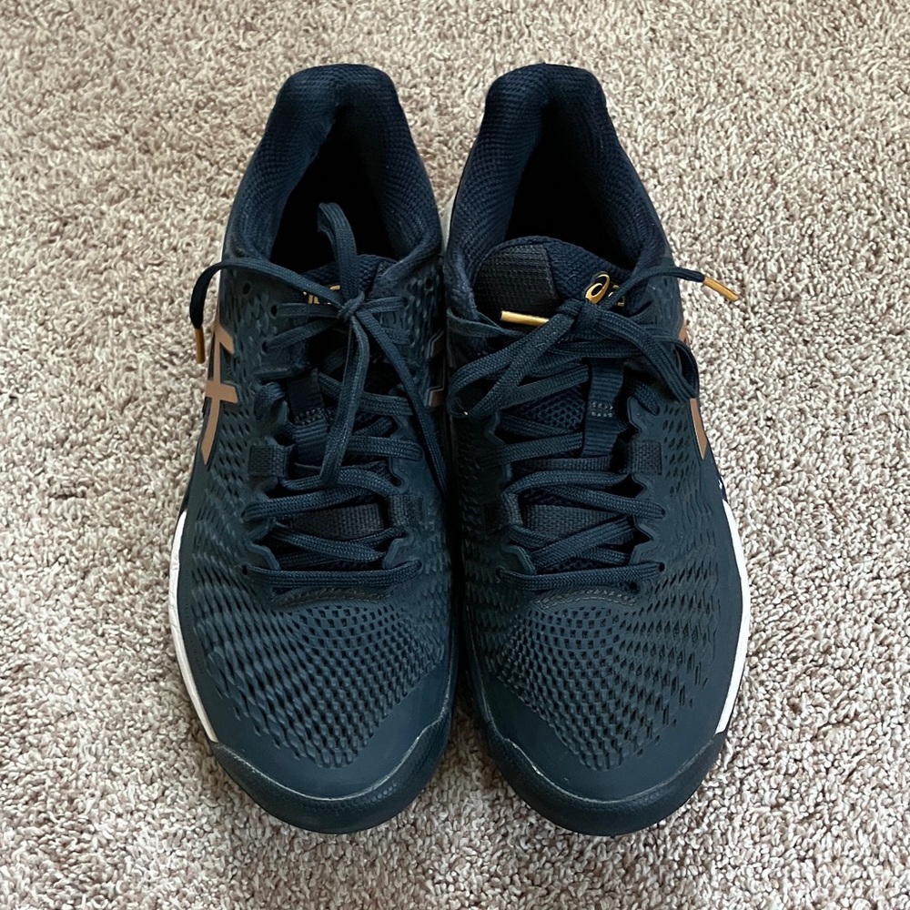 Women’s ASICS Tennis Shoes Navy White Gold Size 7 - Picture 3 of 5